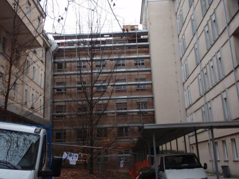 Montaggio e noleggio ponteggi per edifici ospedalieri, ospedali e cliniche. Cantiere 17-02