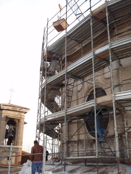 Montaggio e noleggio ponteggi per edifici storici, chiese e monumenti. Cantiere 04-14
